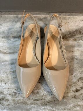 Liz Claiborne Beige Patent Pointed Slingback Heels Size 7